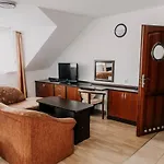 Latarnik - Doskonala Lokalizacja, Blisko Atrakcji, 20min Do Plazy Hotell *