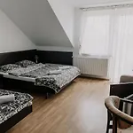 Szálloda Latarnik - Doskonala Lokalizacja, Blisko Atrakcji, 20min Do Plazy