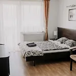 Szálloda Latarnik - Doskonala Lokalizacja, Blisko Atrakcji, 20min Do Plazy