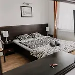 Latarnik - Doskonala Lokalizacja, Blisko Atrakcji, 20min Do Plazy Szálloda Łeba