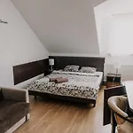 Szálloda Latarnik - Doskonala Lokalizacja, Blisko Atrakcji, 20min Do Plazy