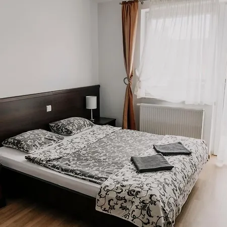 Otel Latarnik - Doskonala Lokalizacja, Blisko Atrakcji, 20min Do Plazy Łeba