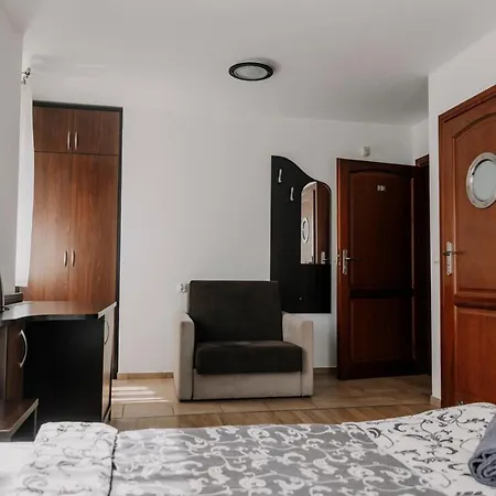 Latarnik - Doskonala Lokalizacja, Blisko Atrakcji, 20min Do Plazy * Łeba