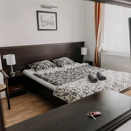 Otel Latarnik - Doskonala Lokalizacja, Blisko Atrakcji, 20min Do Plazy Łeba