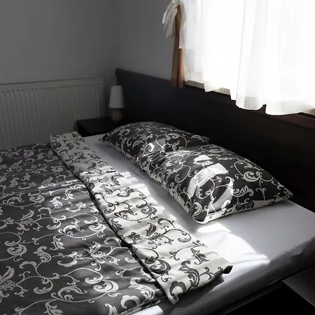 Hotel Latarnik - Doskonala Lokalizacja, Blisko Atrakcji, 20min Do Plazy