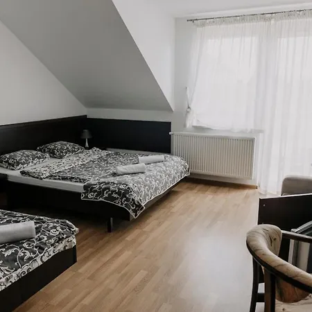 Szálloda Latarnik - Doskonala Lokalizacja, Blisko Atrakcji, 15min Do Plazy