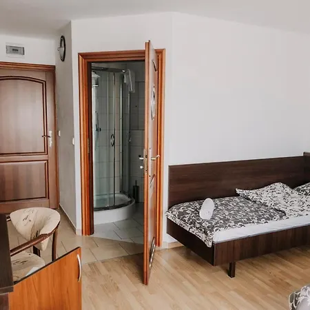 Latarnik - Doskonala Lokalizacja, Blisko Atrakcji, 20min Do Plazy Hotel