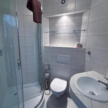 Latarnik - Doskonala Lokalizacja, Blisko Atrakcji, 20min Do Plazy Łeba