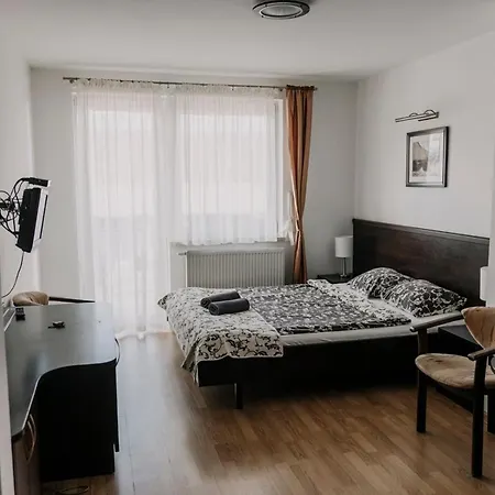 Szálloda Latarnik - Doskonala Lokalizacja, Blisko Atrakcji, 15min Do Plazy *