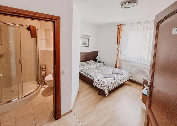 Latarnik - Doskonała Lokalizacja, Blisko Atrakcji, 20min Do Plaży Hotel